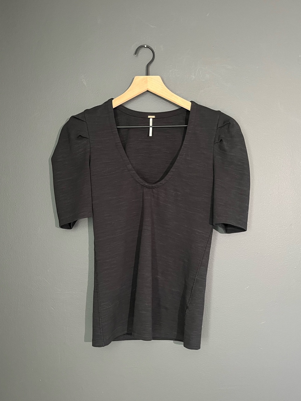 Free People Black Puff Sleeve V-Neck Top Size Small